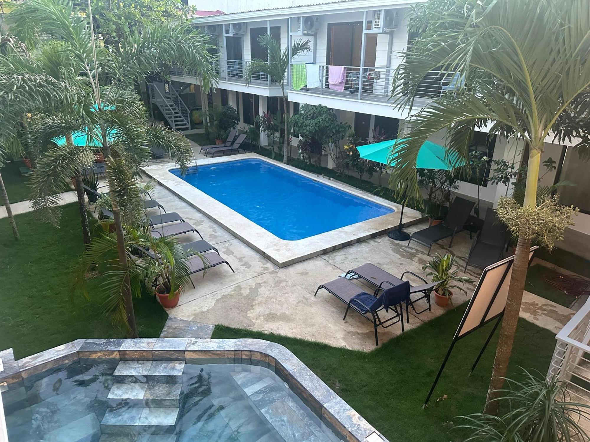 Private Fully Furnished Home At Wide Mouth Frog Hostel Quepos Exterior foto